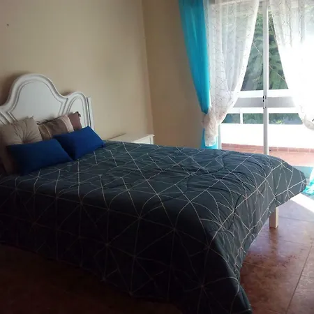 Central Sunny 3 Bedroom Apartment Tavira
